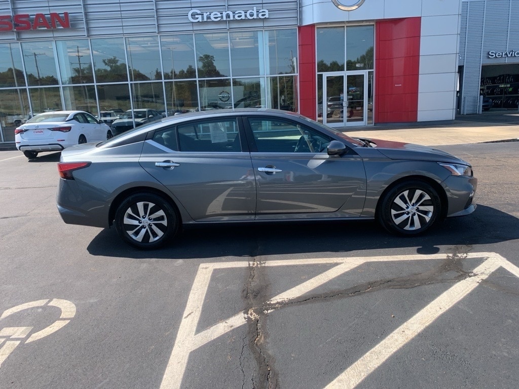 Used 2019 Nissan Altima S with VIN 1N4BL4BV3KC234706 for sale in Grenada, MS