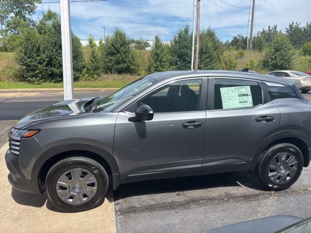 New 2026 Nissan Kicks S SUV
