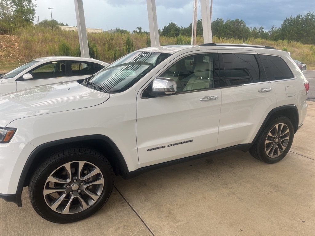 Used 2018 Jeep Grand Cherokee Limited with VIN 1C4RJEBG4JC260476 for sale in Grenada, MS