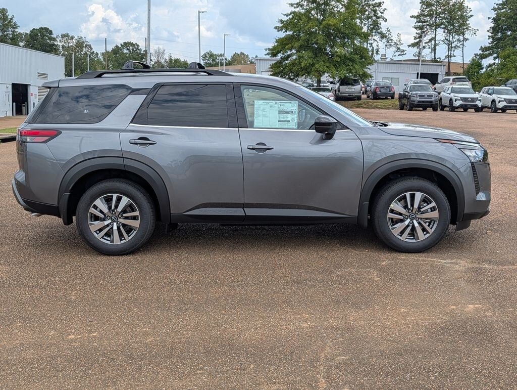 New 2026 Nissan Pathfinder SV SUV