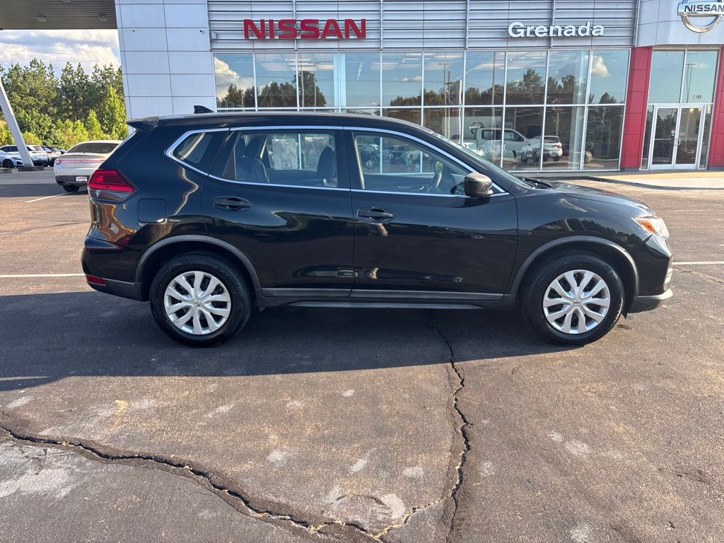 2017 Nissan Rogue S