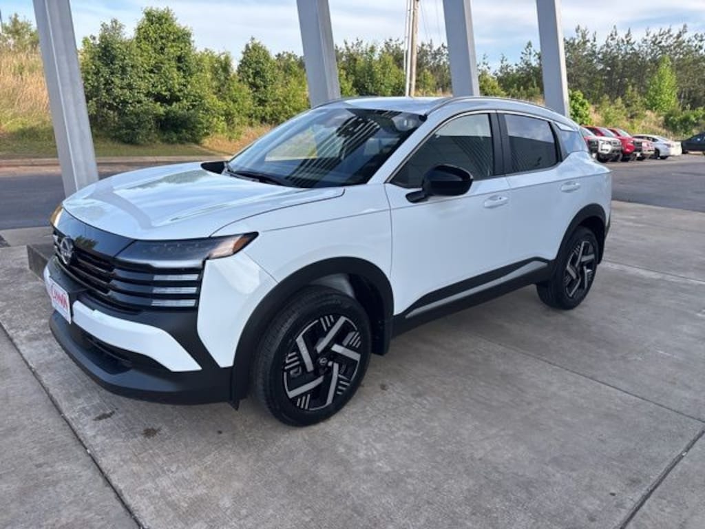 New 2026 Nissan Kicks SV SUV