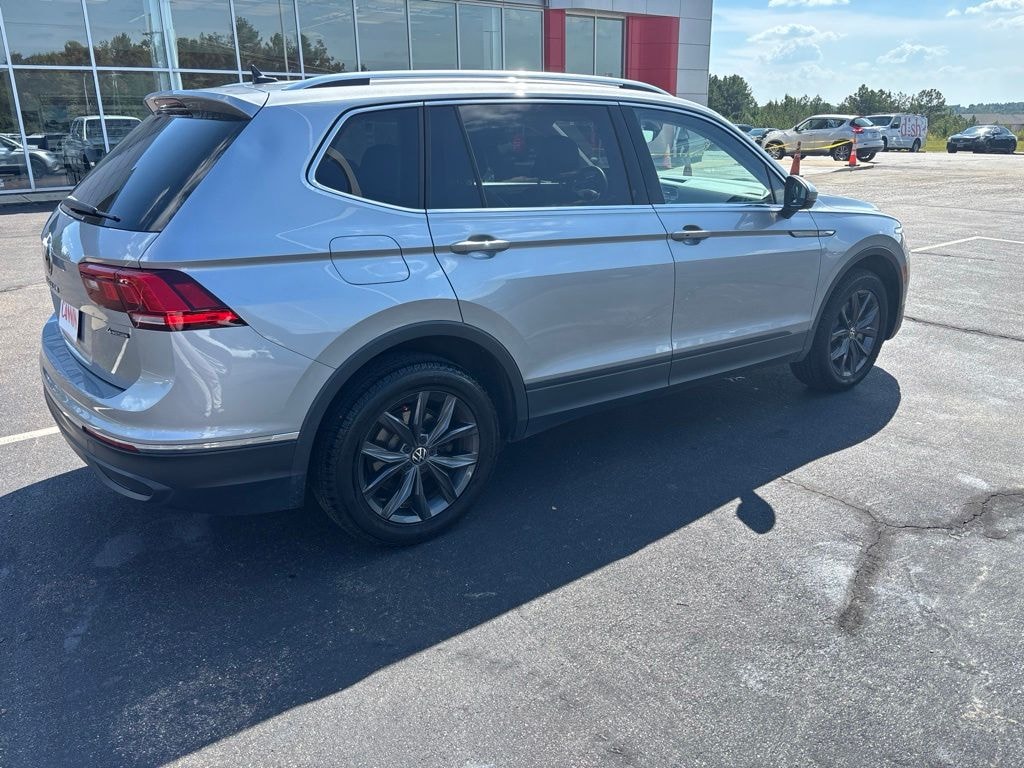 Used 2022 Volkswagen Tiguan 2.0T SE SUV