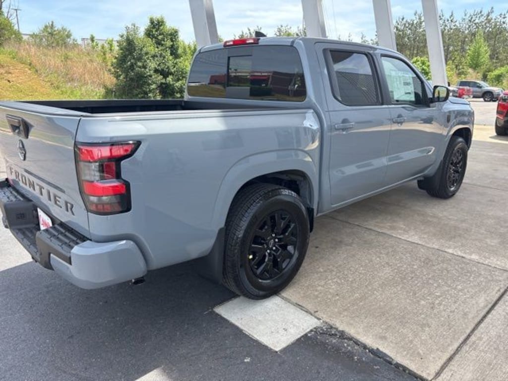 New 2026 Nissan Frontier SV Truck Crew Cab