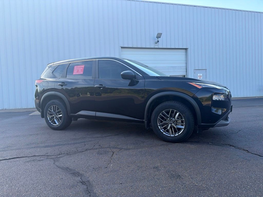 Used 2023 Nissan Rogue S SUV