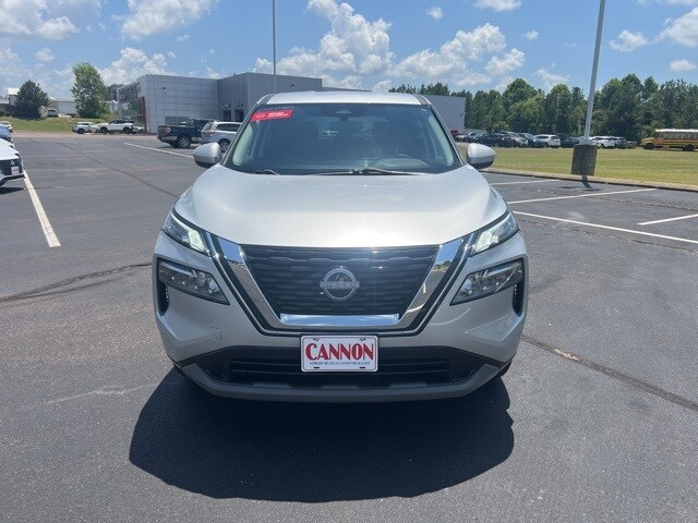 2023 Nissan Rogue SV photo 3