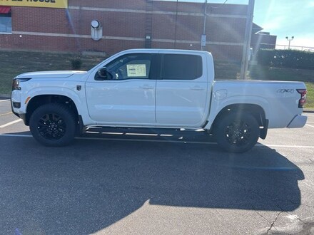 2026 Nissan Frontier SV Truck Crew Cab