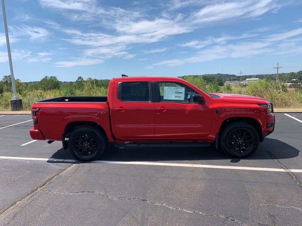 2026 Nissan Frontier SV photo 2