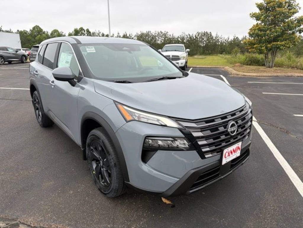 New 2026 Nissan Rogue SV SUV