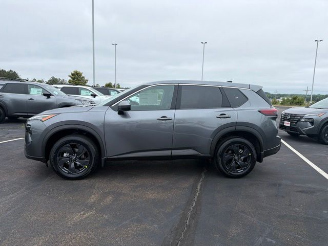 2026 Nissan Rogue SV FWD's photo