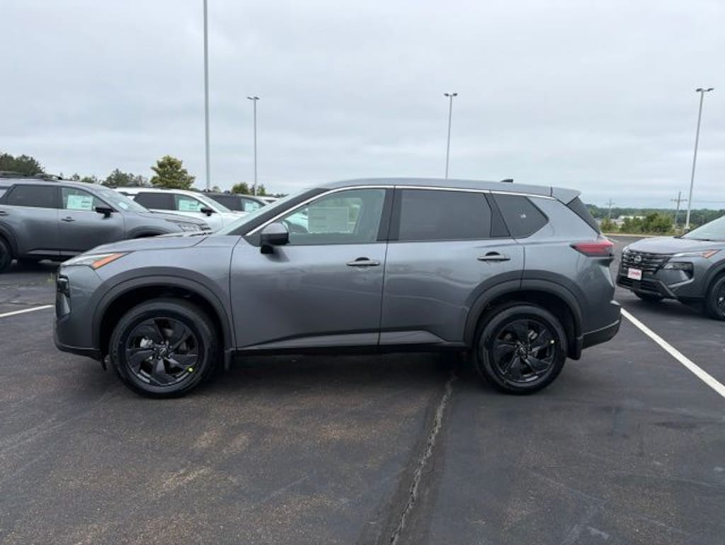 New 2026 Nissan Rogue SV SUV
