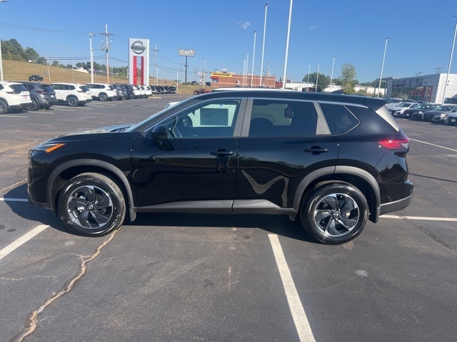 2026 Nissan Rogue SV's photo