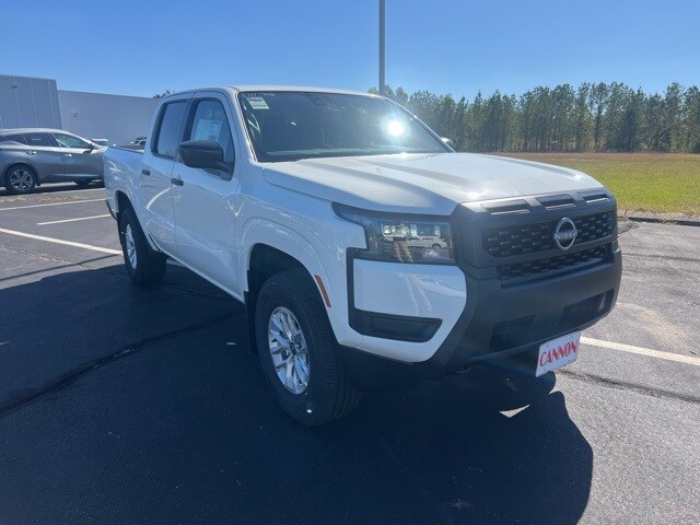 2026 Nissan Frontier S photo 4