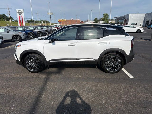 2026 Nissan Kicks 2.0 SR AWD's photo