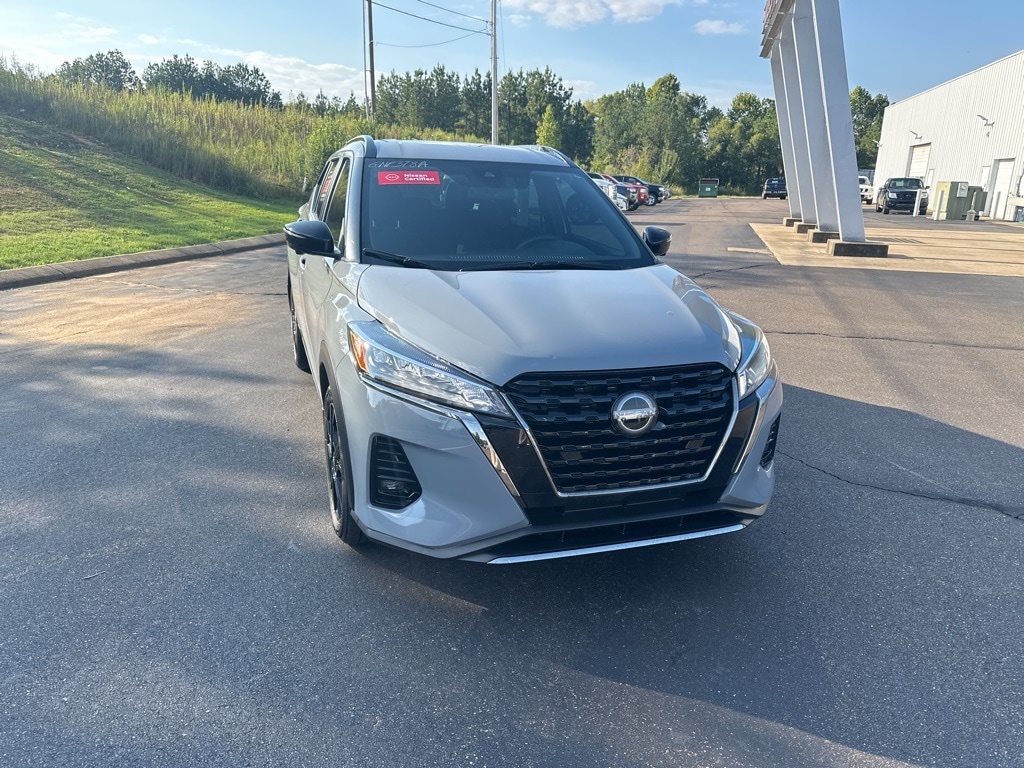 Certified 2022 Nissan Kicks SR with VIN 3N1CP5DV4NL516886 for sale in Grenada, MS