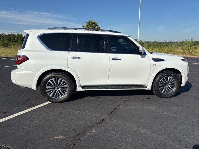2022 Nissan Armada SL photo 2