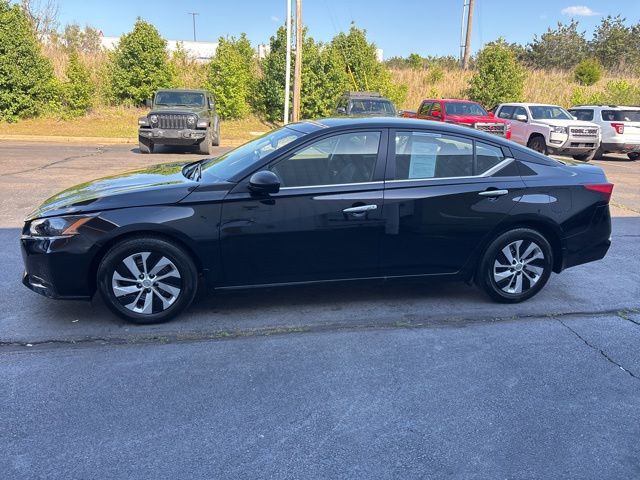 2025 Nissan Altima S