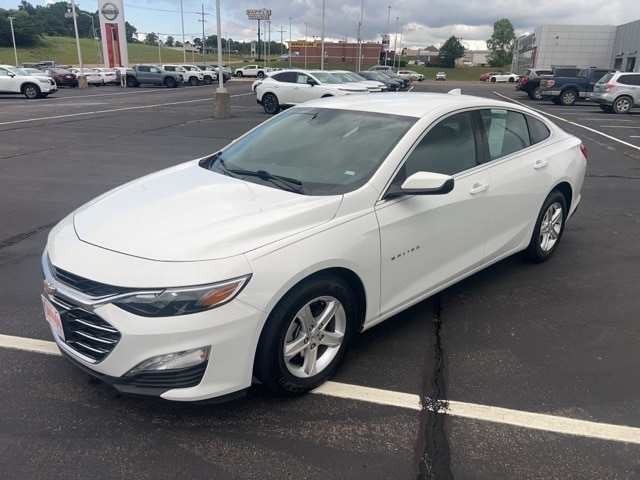 Used 2024 Chevrolet Malibu 1LT with VIN 1G1ZD5ST3RF109796 for sale in Grenada, MS