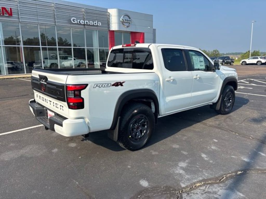New 2026 Nissan Frontier PRO-4X Truck Crew Cab