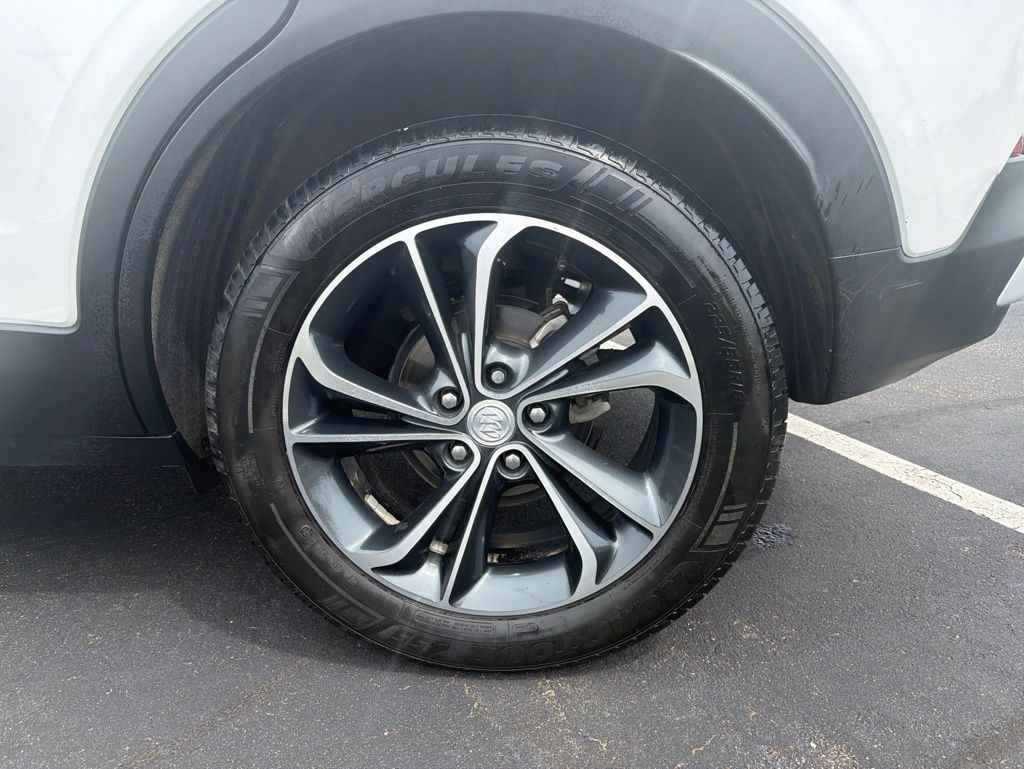 2021 Buick Encore GX Select's photo