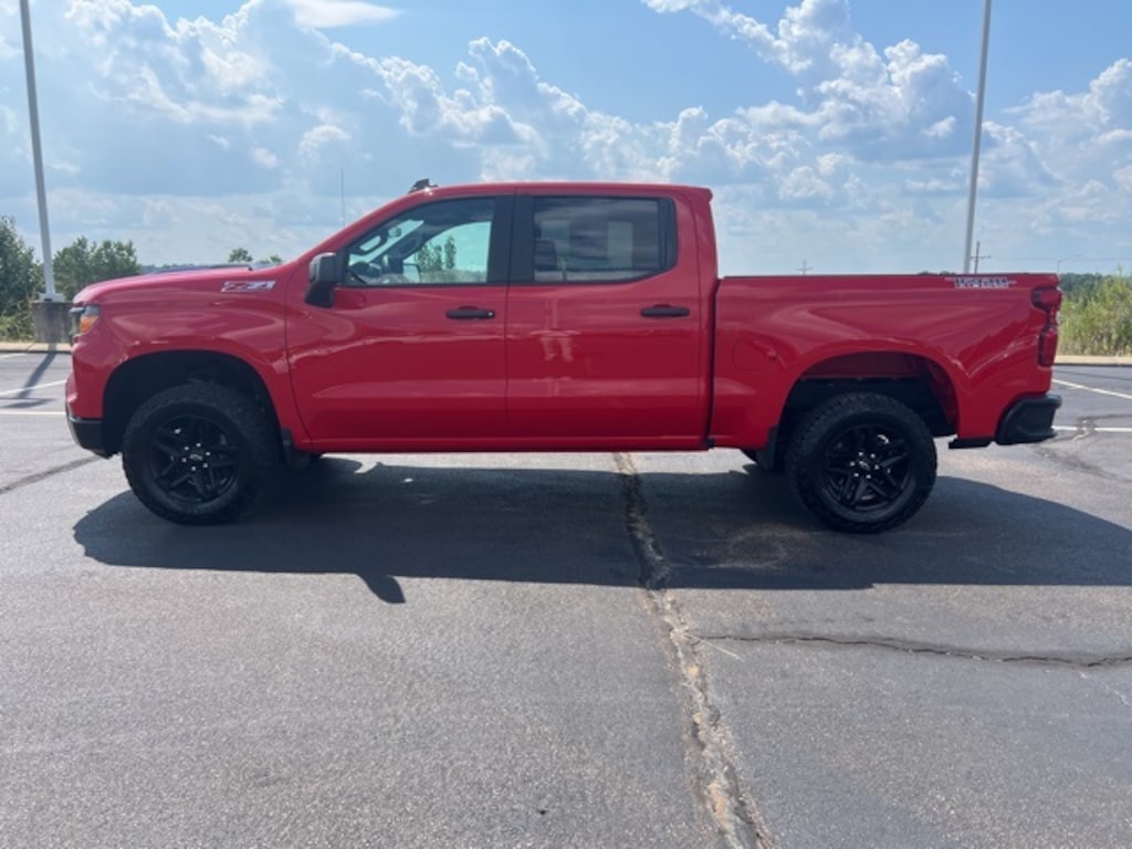 Used 2024 Chevrolet Silverado 1500 Custom Trail Boss Truck Crew Cab
