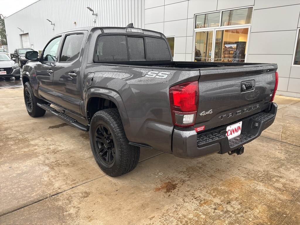 2021 Toyota Tacoma SR5 V6 4x4 photo 4