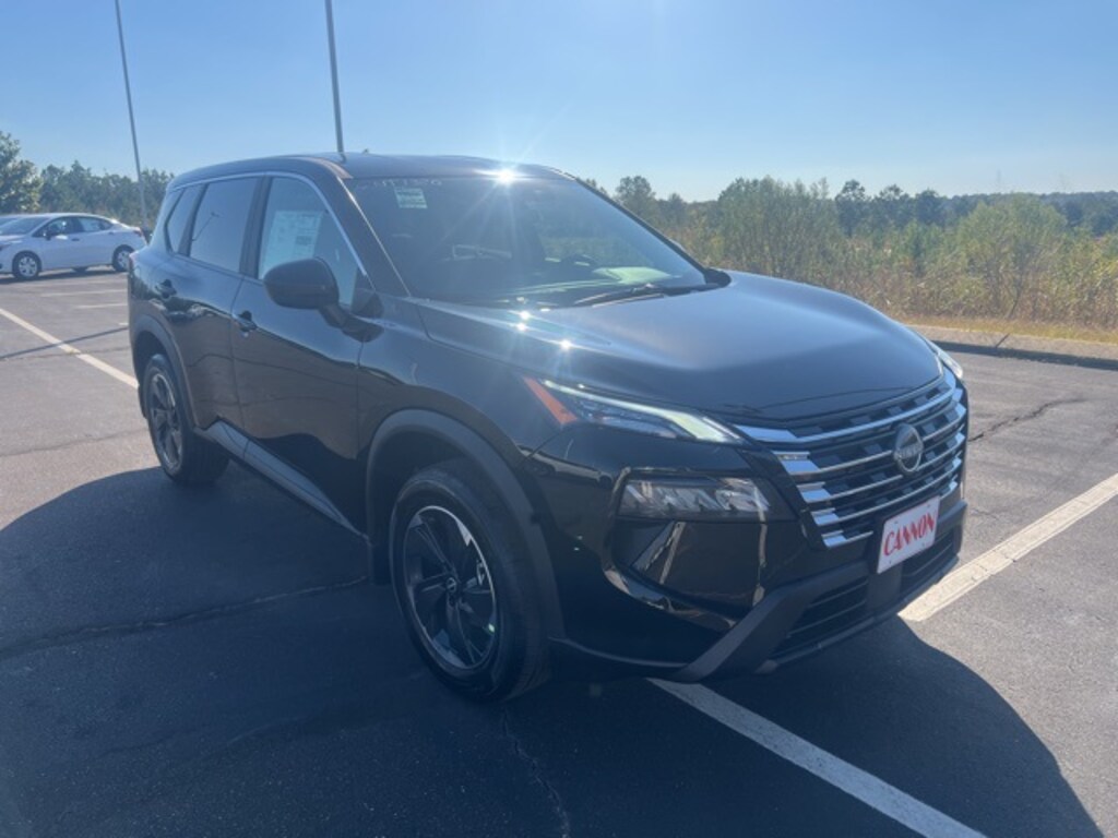 New 2026 Nissan Rogue SV SUV