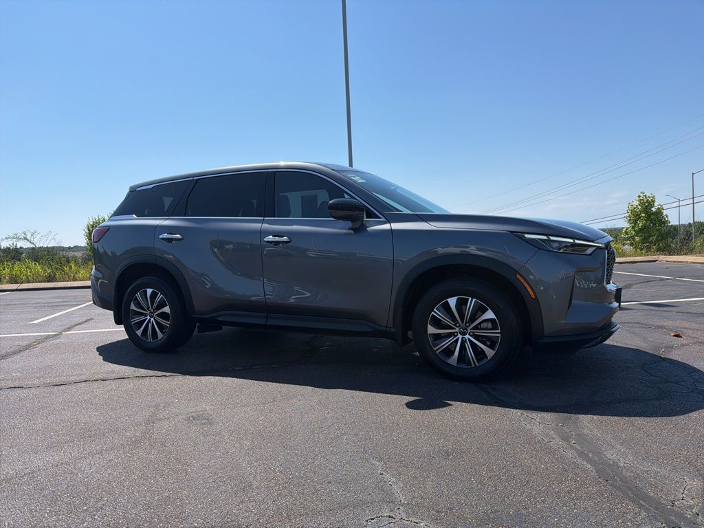 2025 INFINITI QX60 PURE AWD's photo