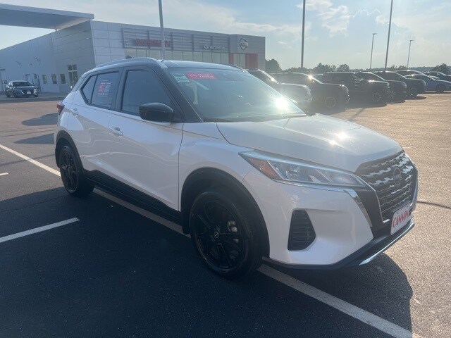 2024 Nissan Kicks SV photo 4