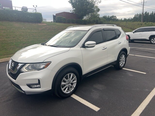 Used 2017 Nissan Rogue SV with VIN KNMAT2MT6HP503000 for sale in Grenada, MS