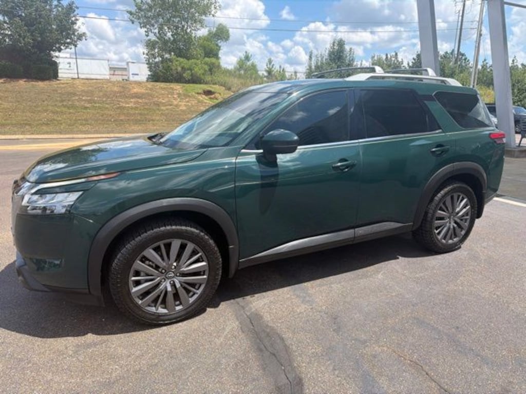 Certified 2023 Nissan Pathfinder SL SUV
