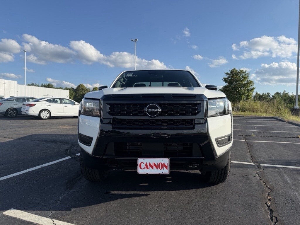 2026 Nissan Frontier SV photo 2