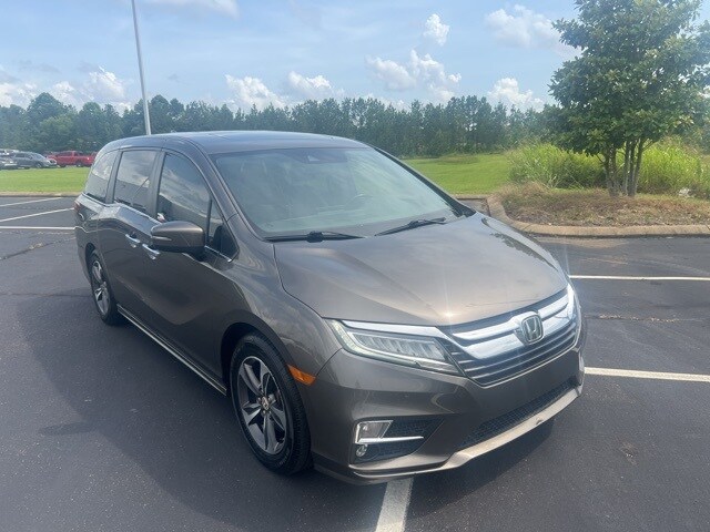 2020 Honda Odyssey Touring photo 4