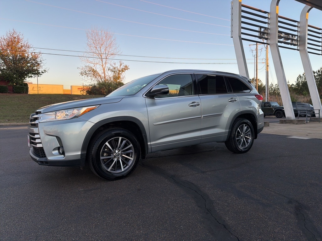 Used 2018 Toyota Highlander SUV