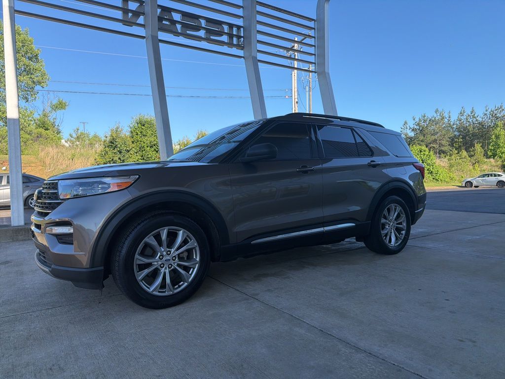 2021 Ford Explorer XLT RWD's photo
