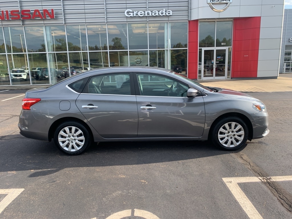 Used 2019 Nissan Sentra S with VIN 3N1AB7AP2KY352723 for sale in Grenada, MS