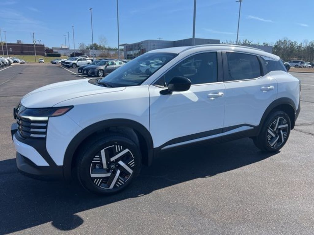 New 2026 Nissan Kicks SV SUV