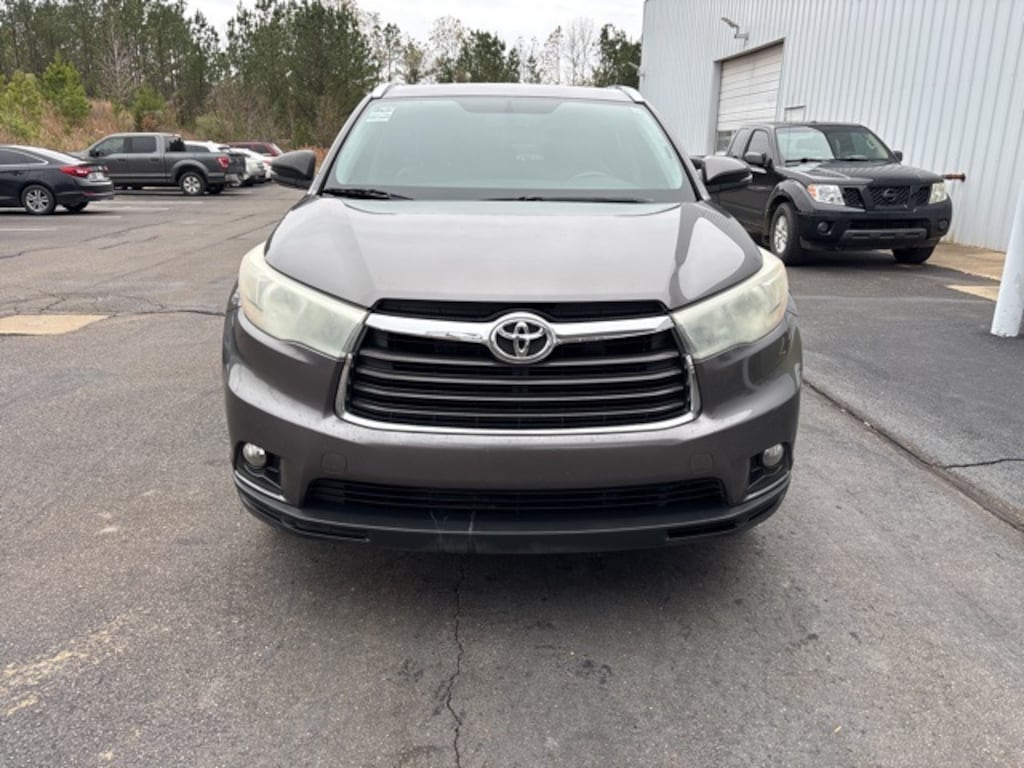 Used 2016 Toyota Highlander XLE V6 SUV