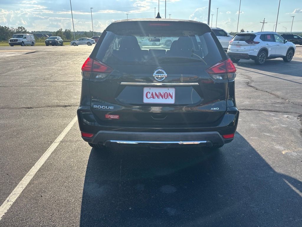 Used 2017 Nissan Rogue S SUV