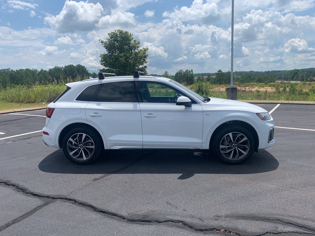 Used 2022 Audi Q5 Premium Plus with VIN WA1EAAFY1N2126699 for sale in Grenada, MS