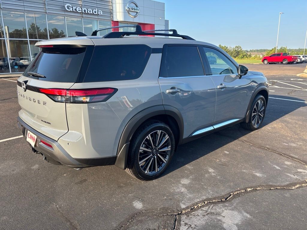 New 2026 Nissan Pathfinder Platinum SUV