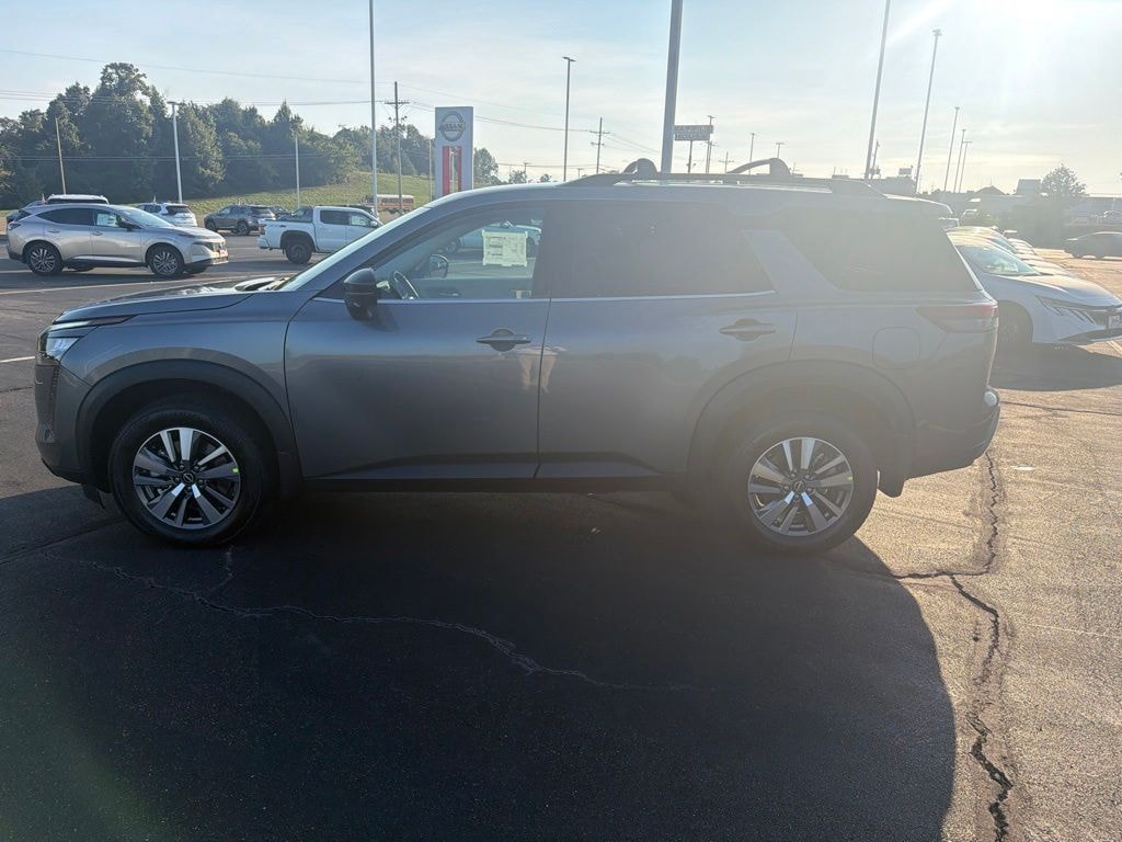 New 2026 Nissan Pathfinder SL SUV
