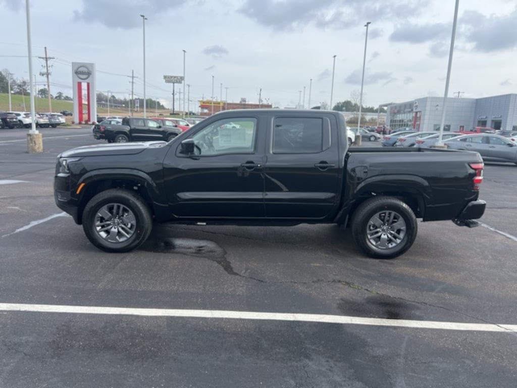New 2026 Nissan Frontier SV Truck Crew Cab