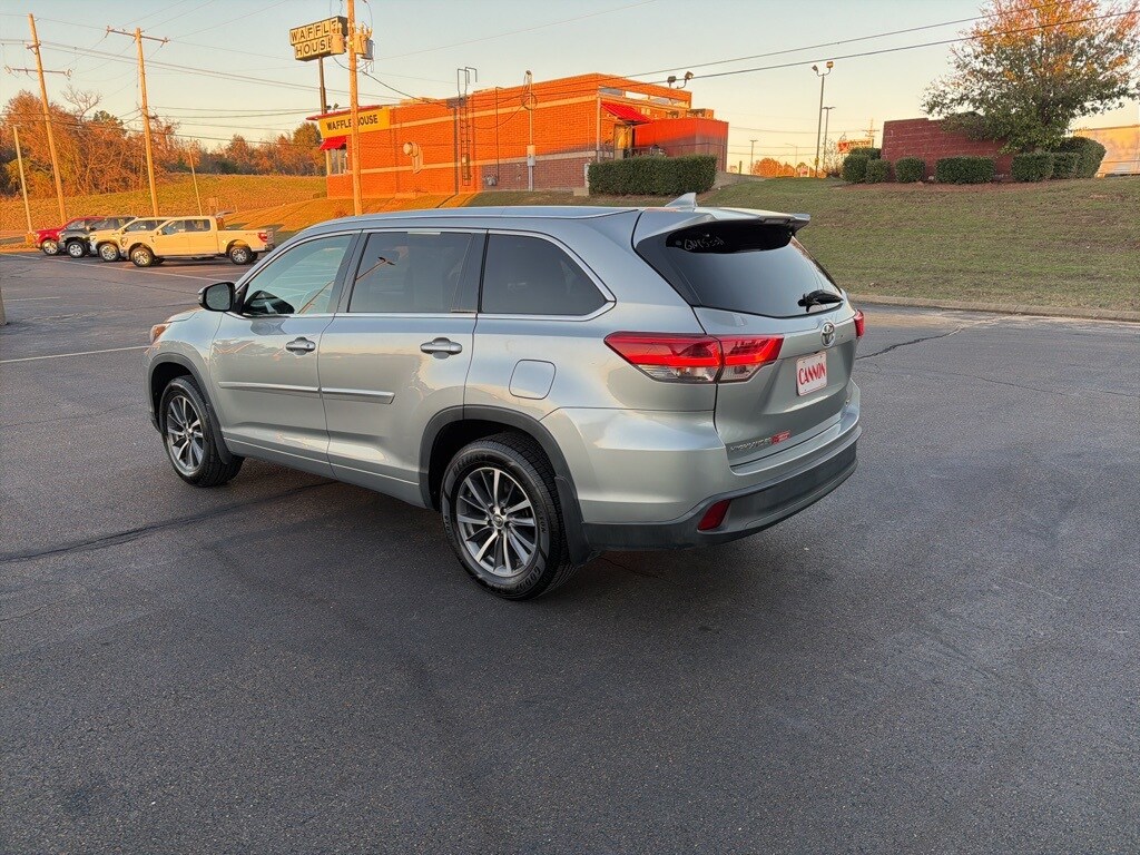2018 Toyota Highlander XLE photo 3