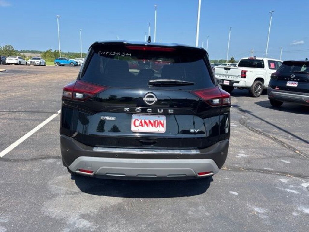 Used 2023 Nissan Rogue SV SUV