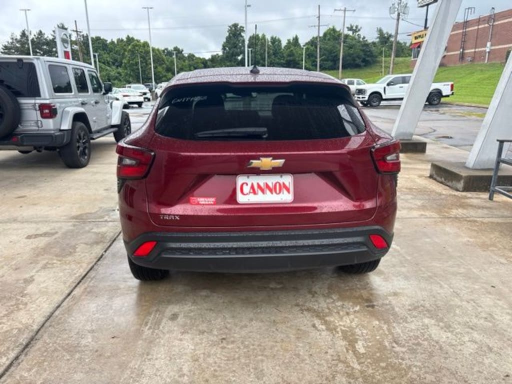 Used 2024 Chevrolet Trax LS SUV