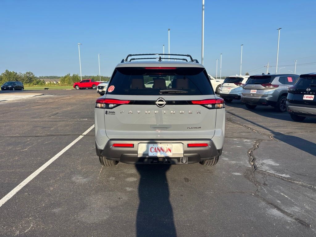 New 2026 Nissan Pathfinder Platinum SUV