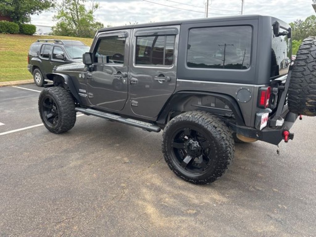 Used 2017 Jeep Wrangler JK Unlimited Sport 4x4 SUV