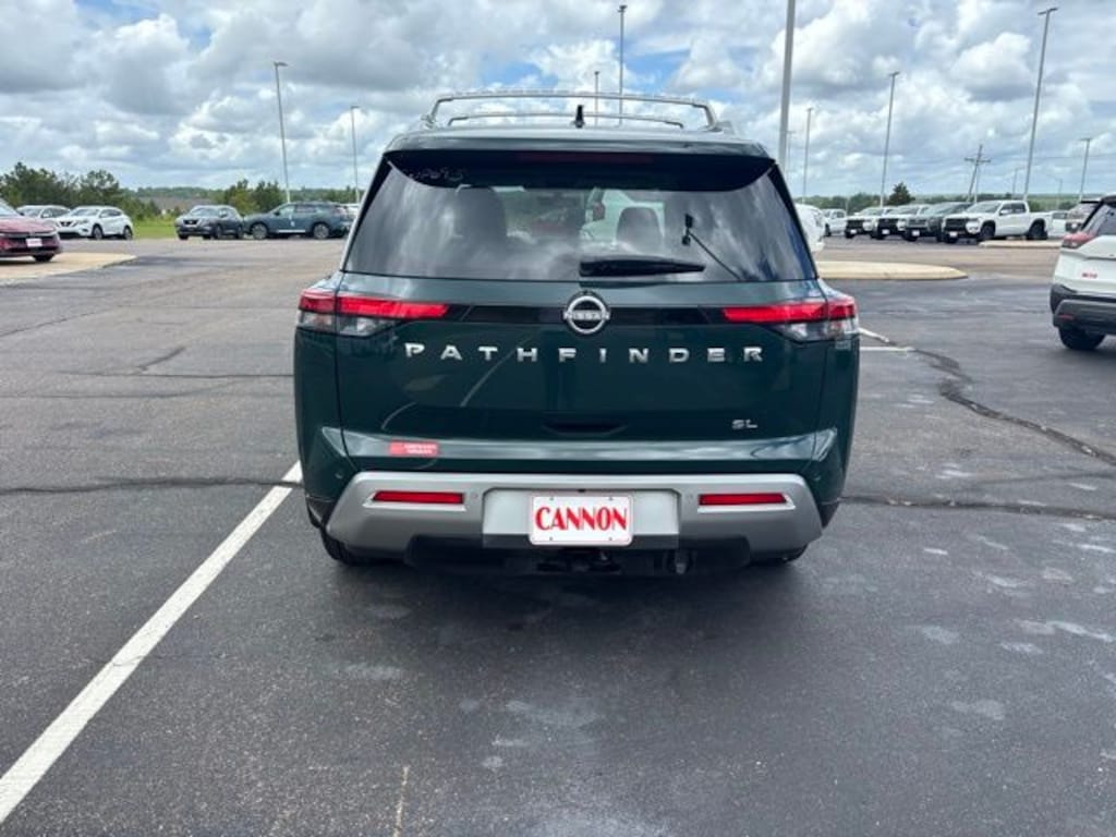 Certified 2025 Nissan Pathfinder SL SUV