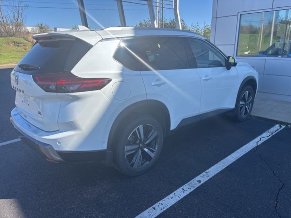 Certified 2024 Nissan Rogue SL SUV